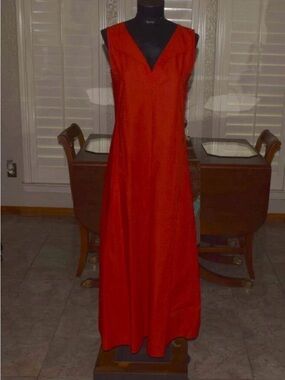 Lemaire Red Sleeveless V-Neck Maxi Dress Red Fr 38, US 6
